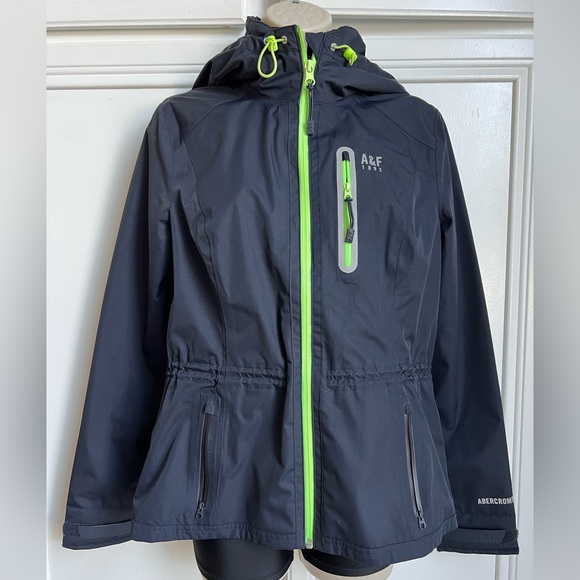Abercrombie and Fitch Dark Blue Light Tech Jacket. Size Large. - Picture 1 of 7